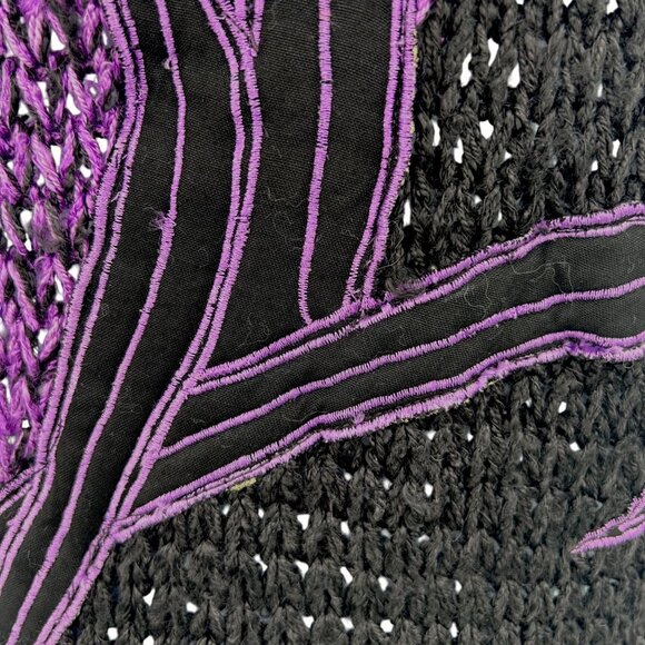 Vintage Black & Purple Knit Cap Sleeve Sweater Top W/ Embroidered Floral Design - Picture 5 of 6